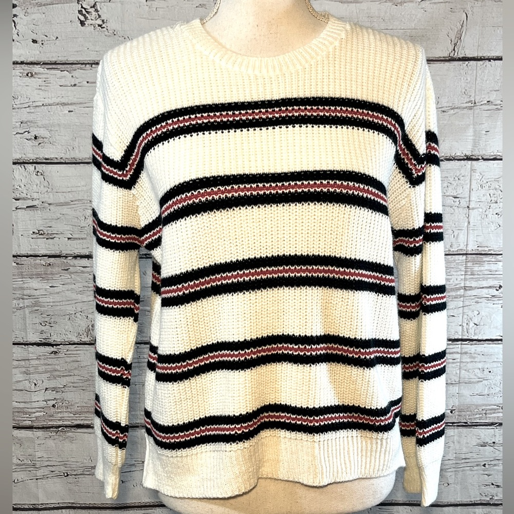 COTTON EMPORIUM Crewneck Sweater Loose Knit White w Red/Blue Stripes-Medium
